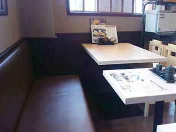 クラブ2D店内2