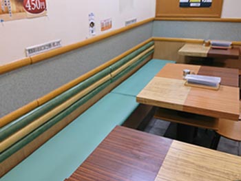 富士そば中野店内1