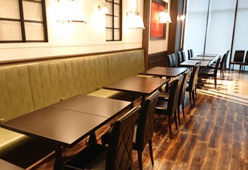 平和島SA店内2
