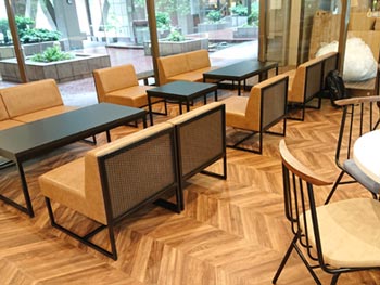 勝どきカフェレス店内2