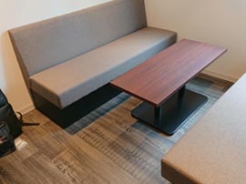 新橋バー店内3
