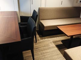 新橋バー店内4