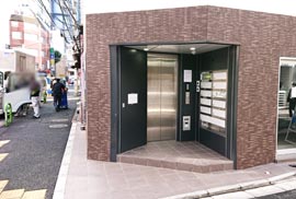新橋バー店外観写真